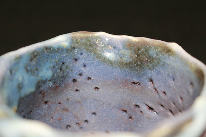 26212	林正太郎	　利休青紫志野割高台ぐい呑　　HAYASHI Shotaro