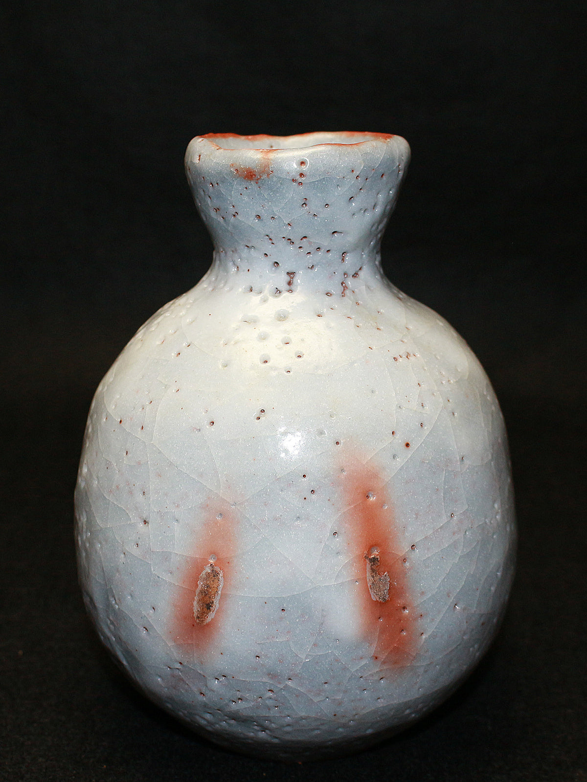 26208　 人間国宝　加藤孝造　鼡志野徳利　KATO Kozo