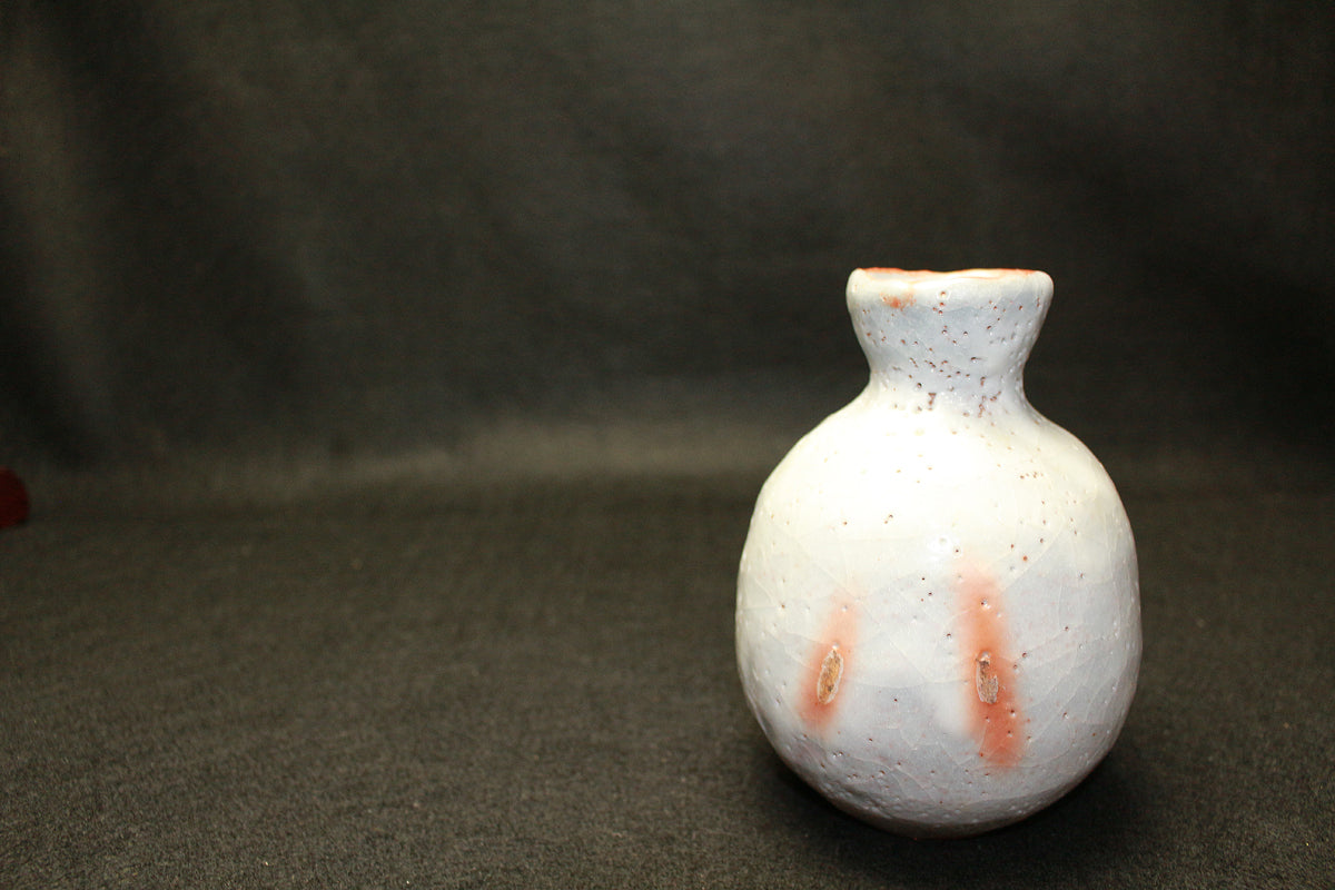 26208 人間国宝 加藤孝造 鼡志野徳利 KATO Kozo – アート飛田