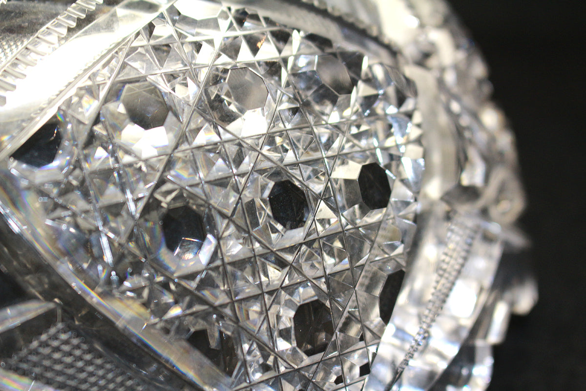 26197	バカラ	ギヤマン切子鉢（春海商店シール）