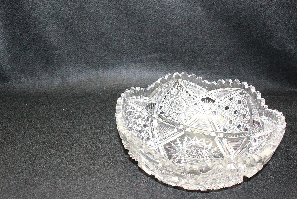 26197	バカラ	ギヤマン切子鉢（春海商店シール）