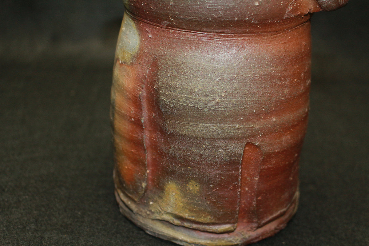 26199　人間国宝 金重陶陽　備前耳付花入　KANESHIGE Toyo