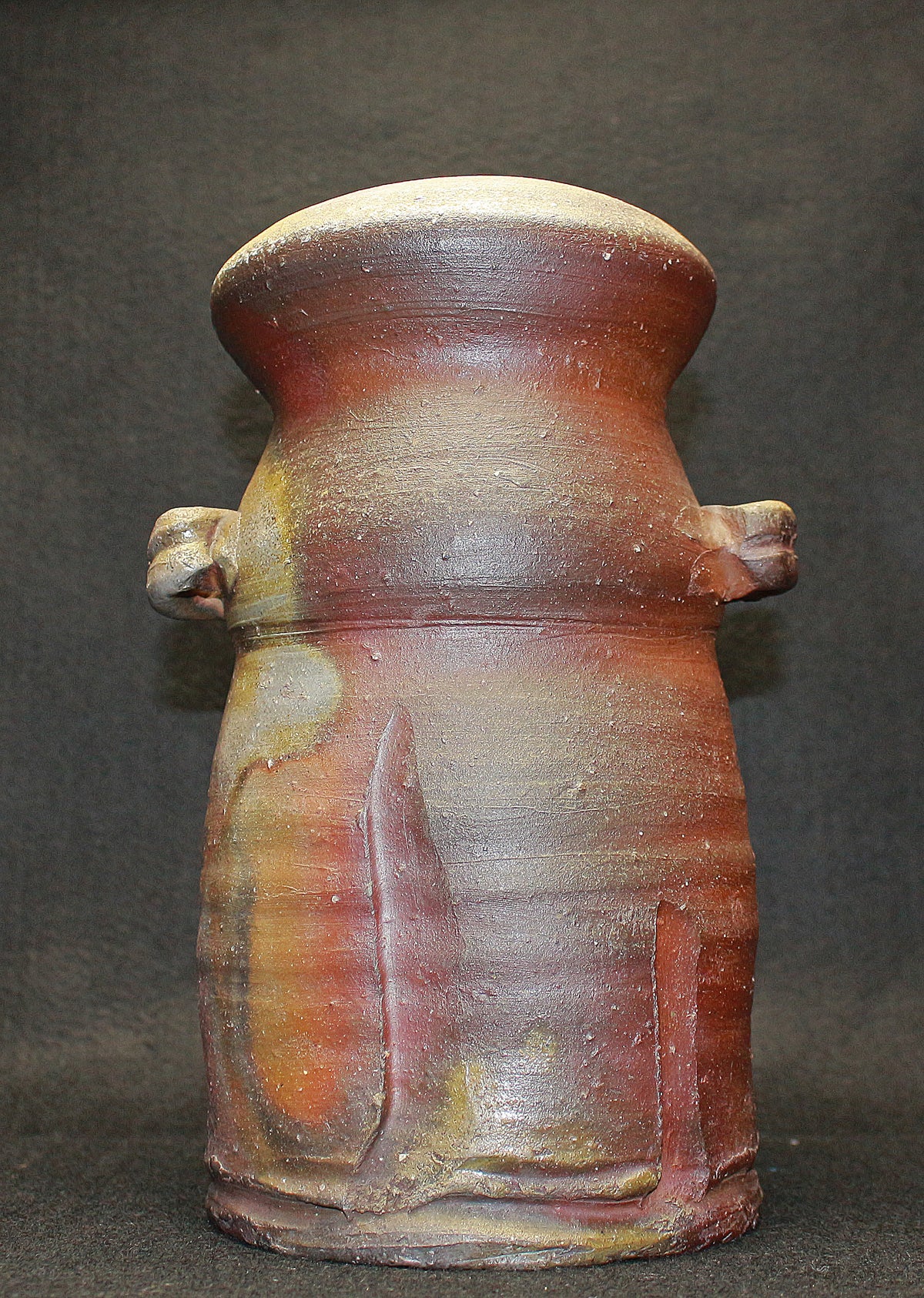 26199　人間国宝 金重陶陽　備前耳付花入　KANESHIGE Toyo