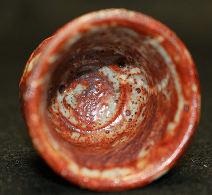 26217	北大路魯山人	　赤志野内桧垣文ぐいのみ（黒田識）　　KITAOJI  Rosanjin