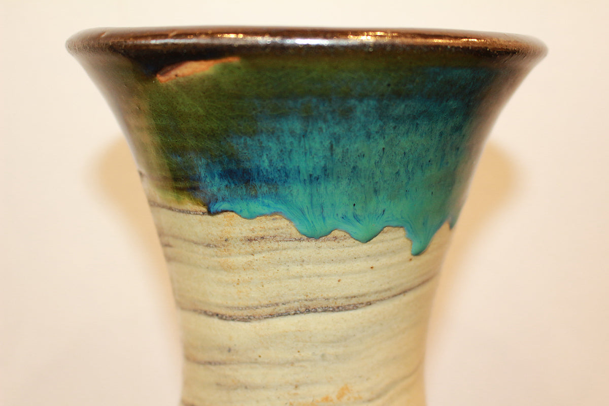 26218 Living National Treasure Jiro Kinjo Tsuboya Ware Vase with Shrimp and Fish Design KINJO Jiro 