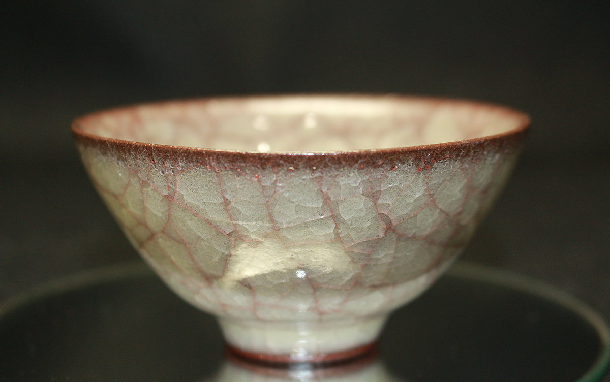 26226	鈴木三成	　米色瓷酒盃①