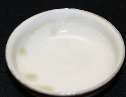 26241 Takauchi Syugo Red-painted Sake Cup (1984, large and small)