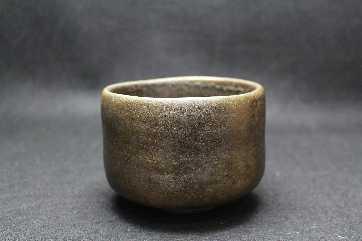 26254	杉本貞光	　黒茶盌　SUGIMOTO   Sadamitsu