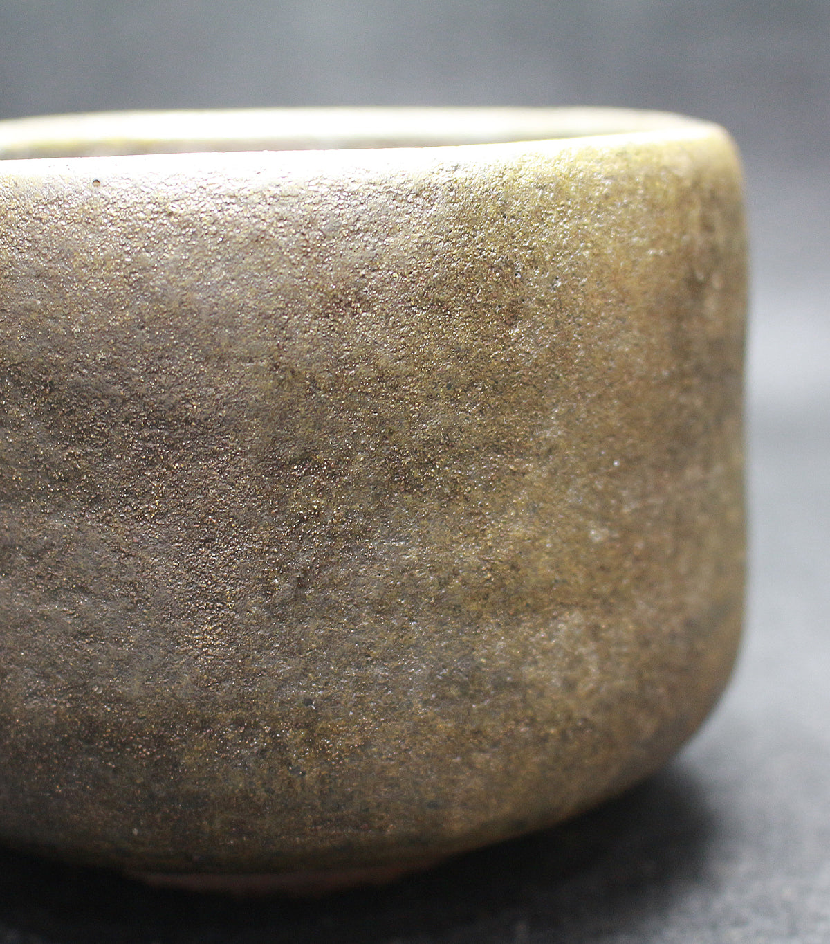 26254	杉本貞光	　黒茶盌　SUGIMOTO   Sadamitsu