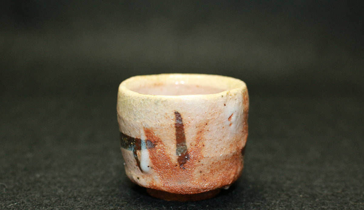 ぐい呑 – アート飛田