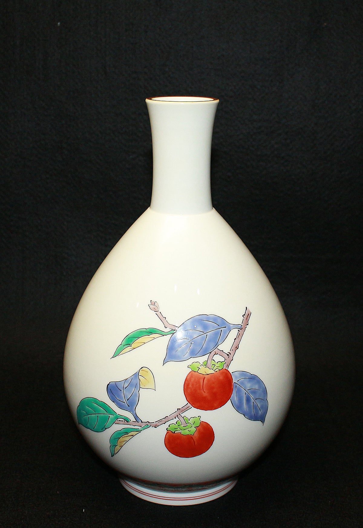 26255 　人間国宝 　14代酒井田柿右衛門　濁手柿文瓶　SAKAIDA Kakiemon