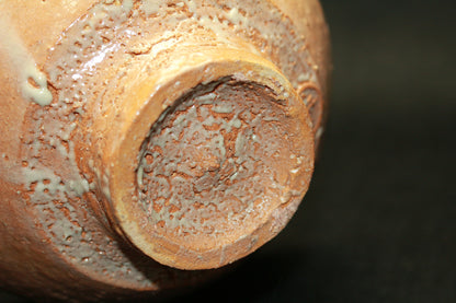 26259	波多野善蔵	萩茶碗 　 HATANO  Zenzo