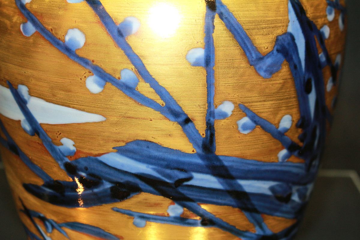 26270　 人間国宝　近藤悠三　梅染附金彩花瓶　KONDO　Yuzo