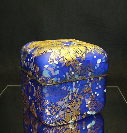 26272 Kyohei Fujita Hand-blown decorative box: Flowers on the lake FUJITA Kyohei