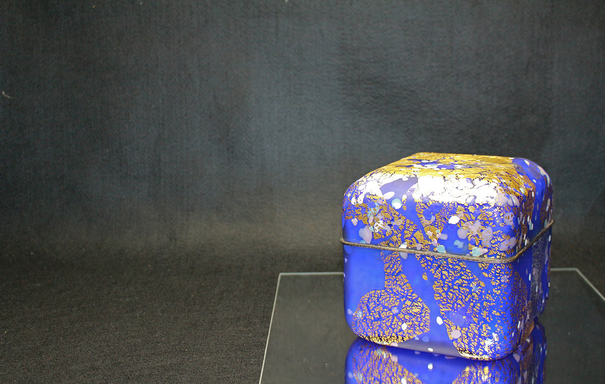 26272 Kyohei Fujita Hand-blown decorative box: Flowers on the lake FUJITA Kyohei