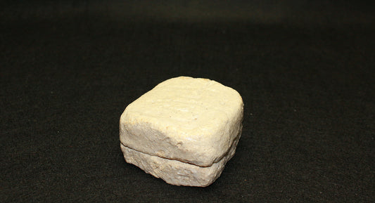 26288	川喜田半泥子	　寿字香合　KAWAKITA  Handeishi