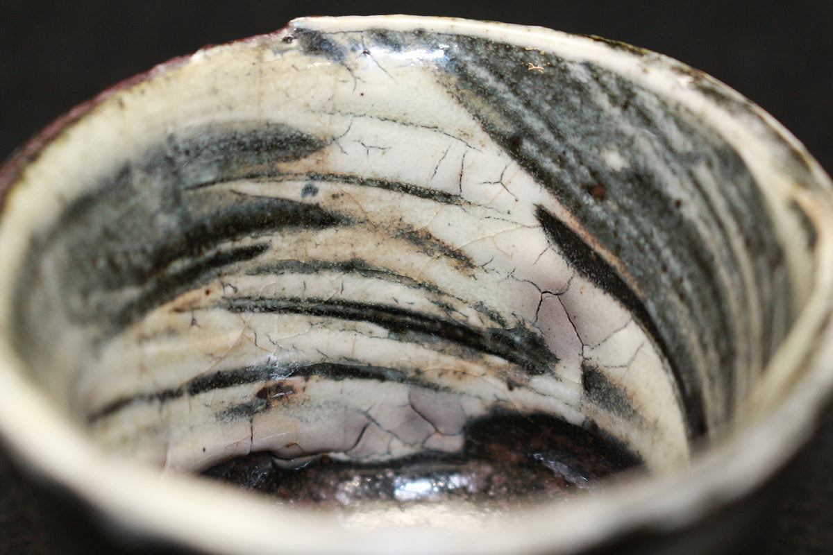 26276	中川自然坊	三島唐津ぐい呑    NAKAGAWA Jinenbo