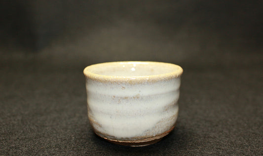 26278    １２代中里太郎右衛門	唐津ぐい呑     NAKAZATO  Taroemon