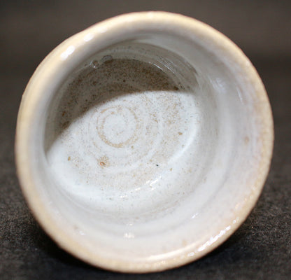 26278    １２代中里太郎右衛門	唐津ぐい呑     NAKAZATO  Taroemon