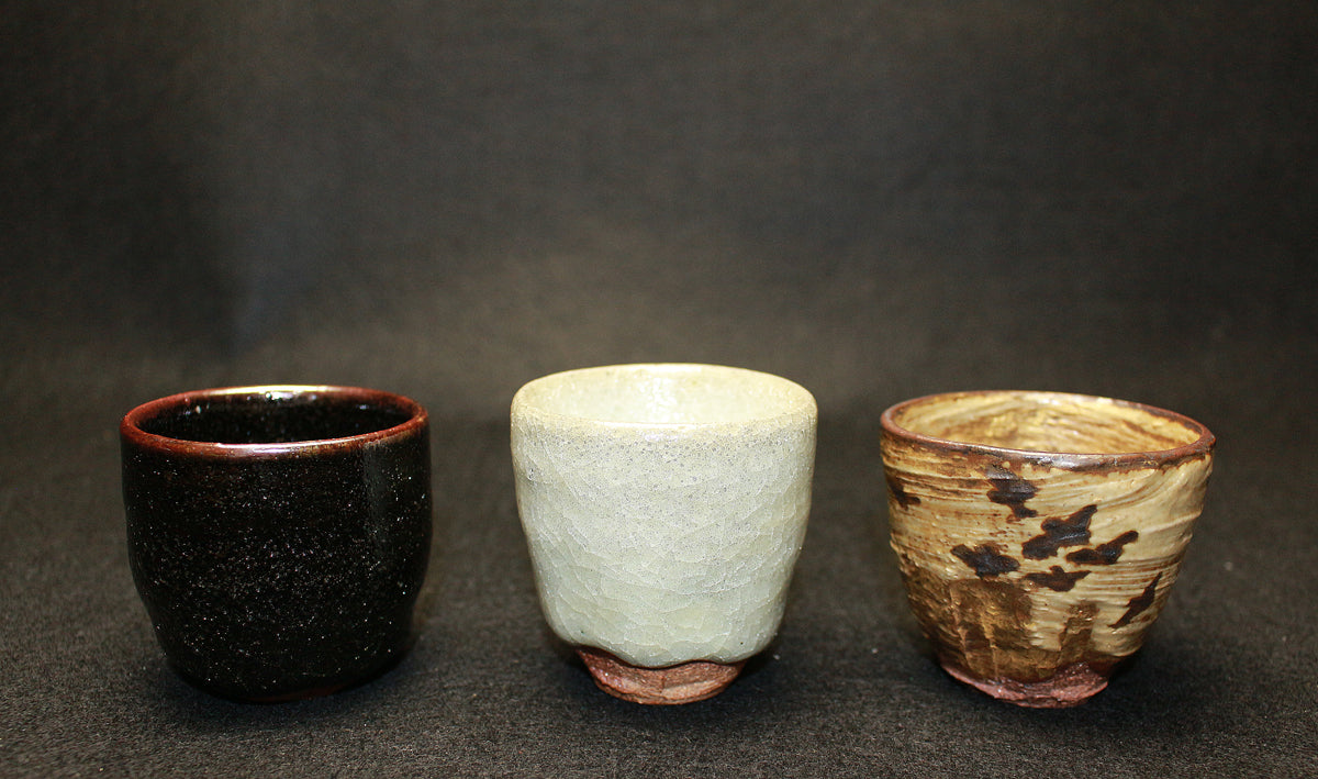 26290	６代清水六兵衛	黒泑・白泑・あけがらす　ぐい呑　三個入　KIYOMIZU Rokubei