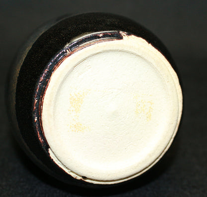 26293	人間国宝　原清　鉄釉馬文徳利     HARA　Kiyoshi