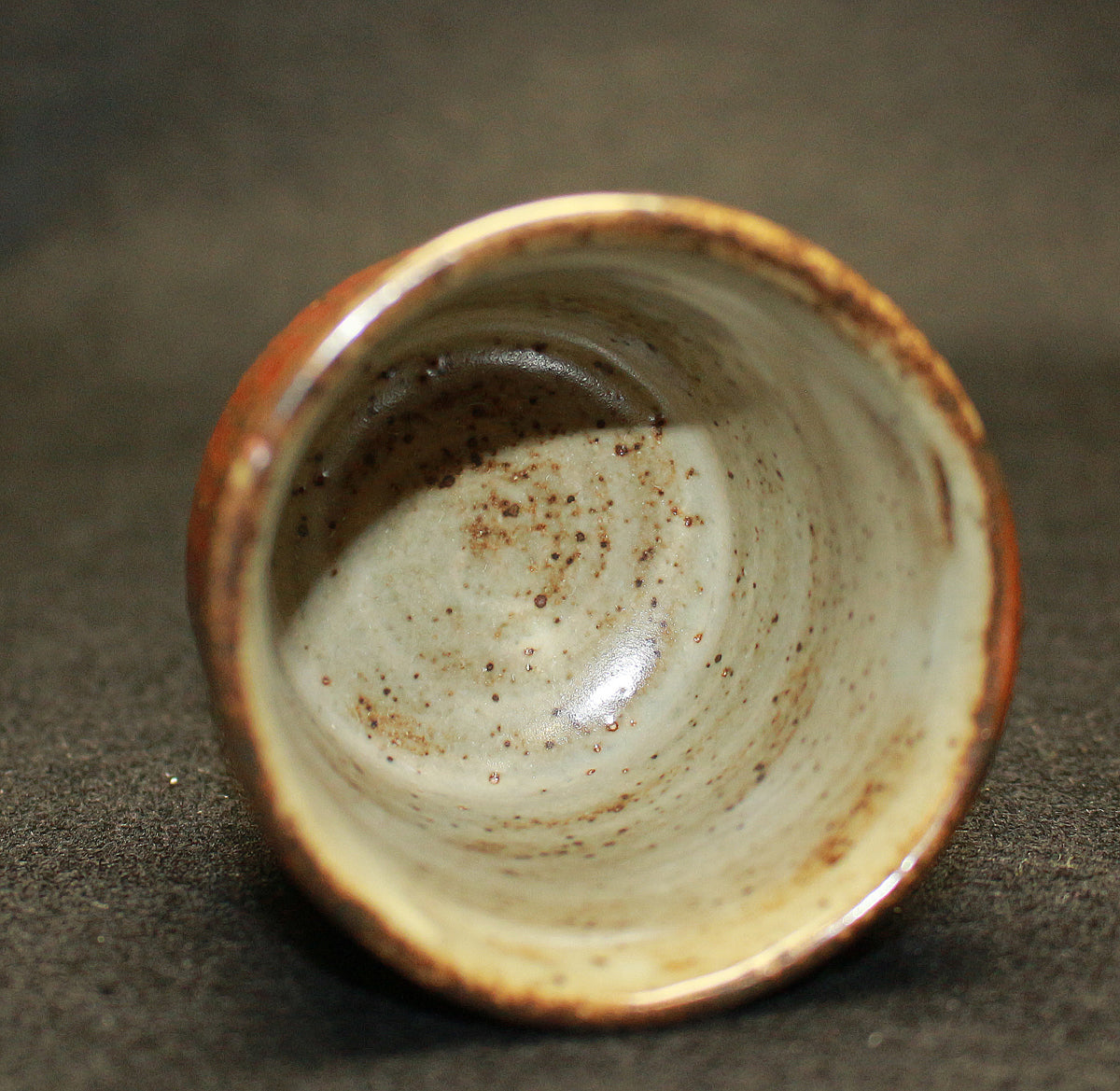 26294　人間国宝　島岡達三    象嵌ぐい呑　SHIMAOKA　Tatsuzo