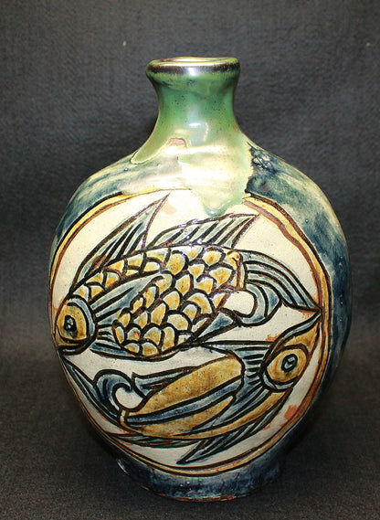 26300	人間国宝　金城次郎　魚紋花瓶　　Kinjo　Jiro