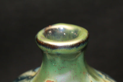 26300	人間国宝　金城次郎　魚紋花瓶　　Kinjo　Jiro