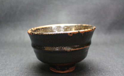 26301    人間国宝　浜田庄司   黒釉胴紐茶盌　HAMADA  Syoji