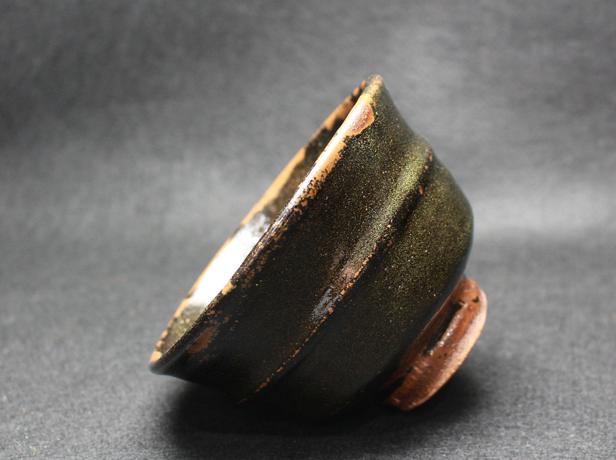 26301    人間国宝　浜田庄司   黒釉胴紐茶盌　HAMADA  Syoji