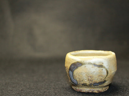 26310 KATO Kozo, Living National Treasure: Karatsu-style Guinomi