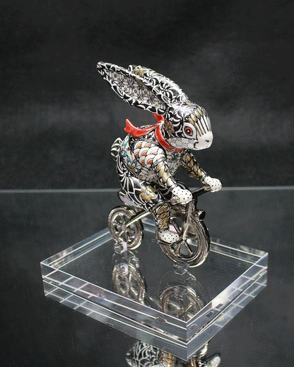 26398	北村和義	　線描色絵金彩　「ウサギのお出かけ」　 KITAMURA　Kazuyoshi