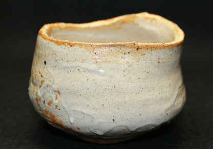 25651 THUBOSHIMA Dohei (Shino tea bowl)