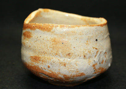 25651 THUBOSHIMA Dohei (Shino tea bowl)