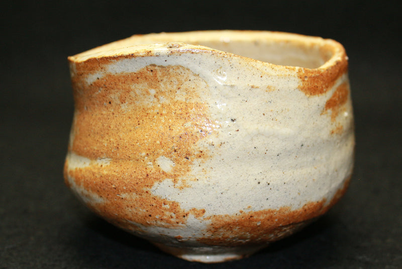 25651 THUBOSHIMA Dohei (Shino tea bowl)