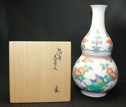 22462 13th generation Sakaida Kakiemon (Muddy hand pampas vase) 