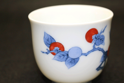 26439	１４代酒井田柿右衛門	　染錦柿文珈琲碗①　　SAKAIDA Kakiemon