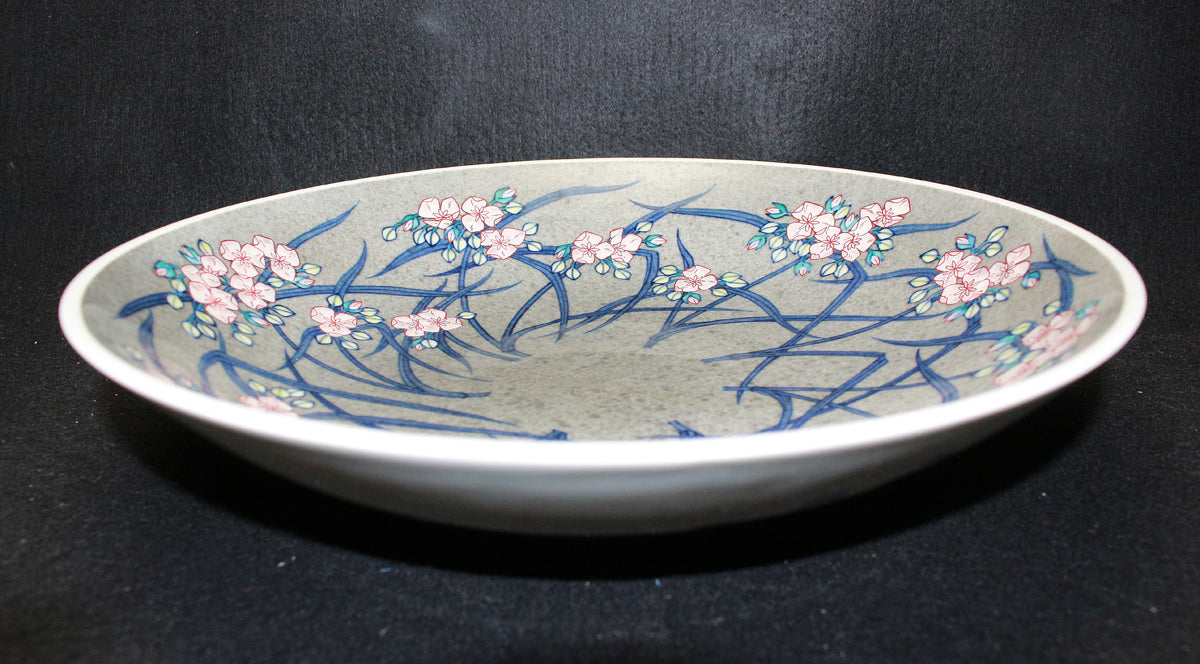 25721 13th generation Imaizumi Imaemon (colored Nabeshima thin ink dewdrop pattern frame plate)