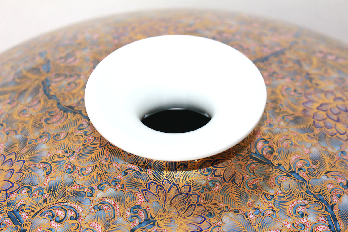 26037	葉山有樹	  金彩美瑠菊花文壷　HAYAMA　Yuki