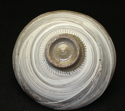 26058	小林東五	三嶋茶碗     KOBAYASHI   Togo