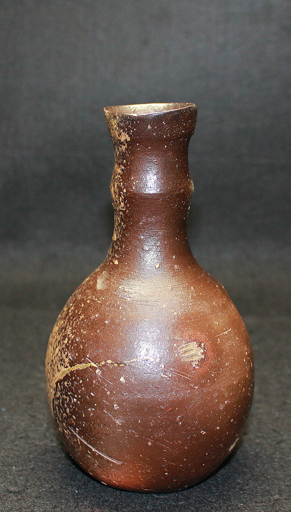 26063	伊勢﨑晃一朗	　引出黒徳利