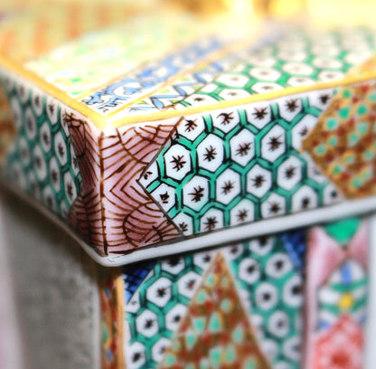 26039	田村敬星	  毛筆細字百人一首兜香爐   TAMURA　Keisei