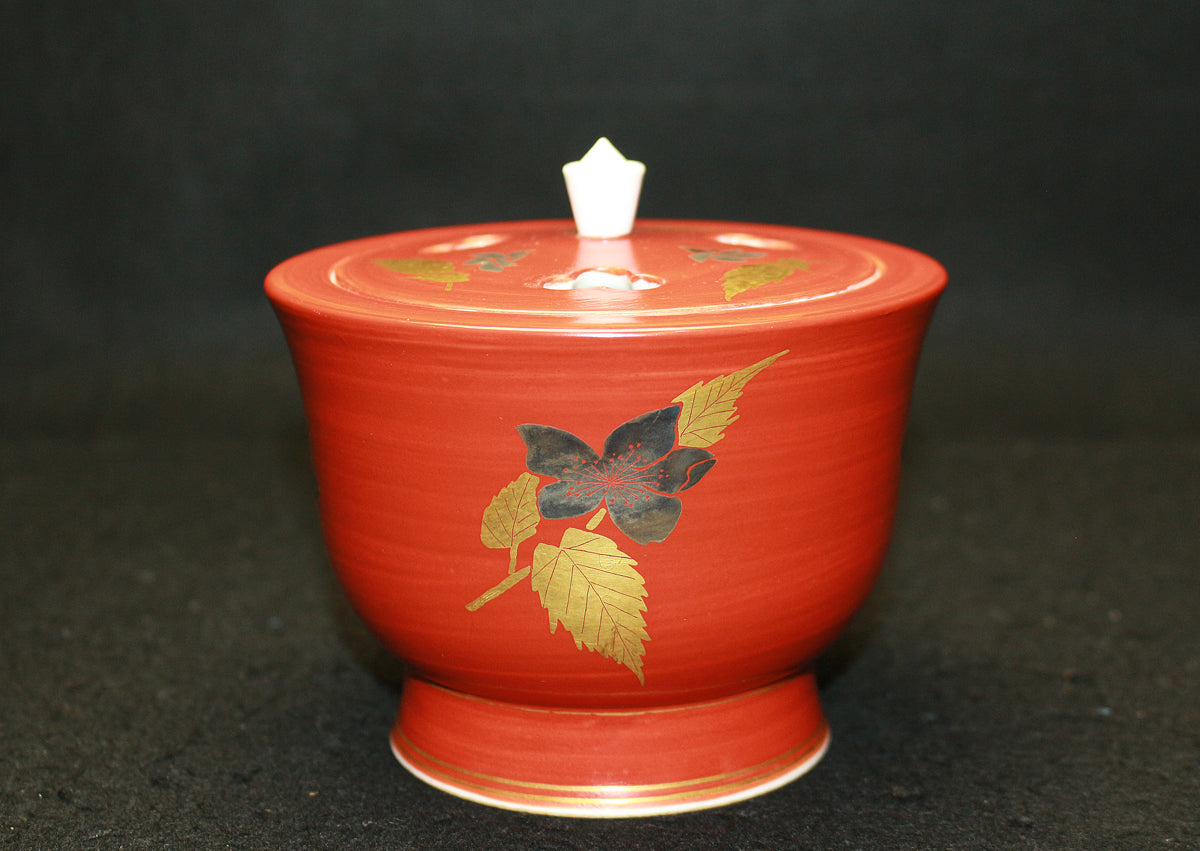 26047 13th Sakaida Kakiemon Incense Burner with Dark Red and Golden Yamabuki Design