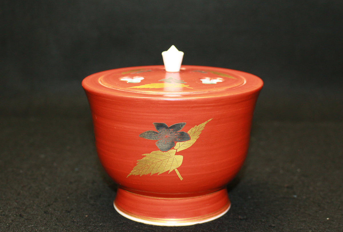 26047 13th Sakaida Kakiemon Incense Burner with Dark Red and Golden Yamabuki Design
