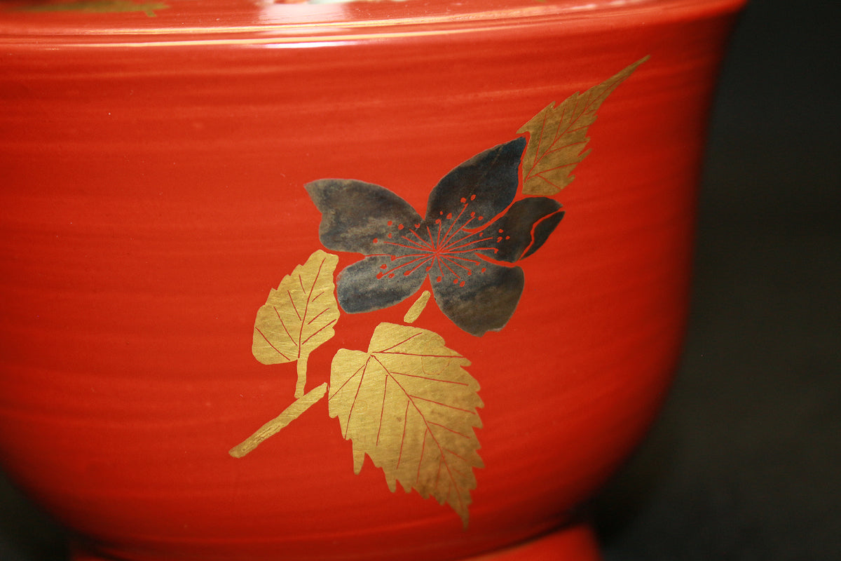 26047 13th Sakaida Kakiemon Incense Burner with Dark Red and Golden Yamabuki Design