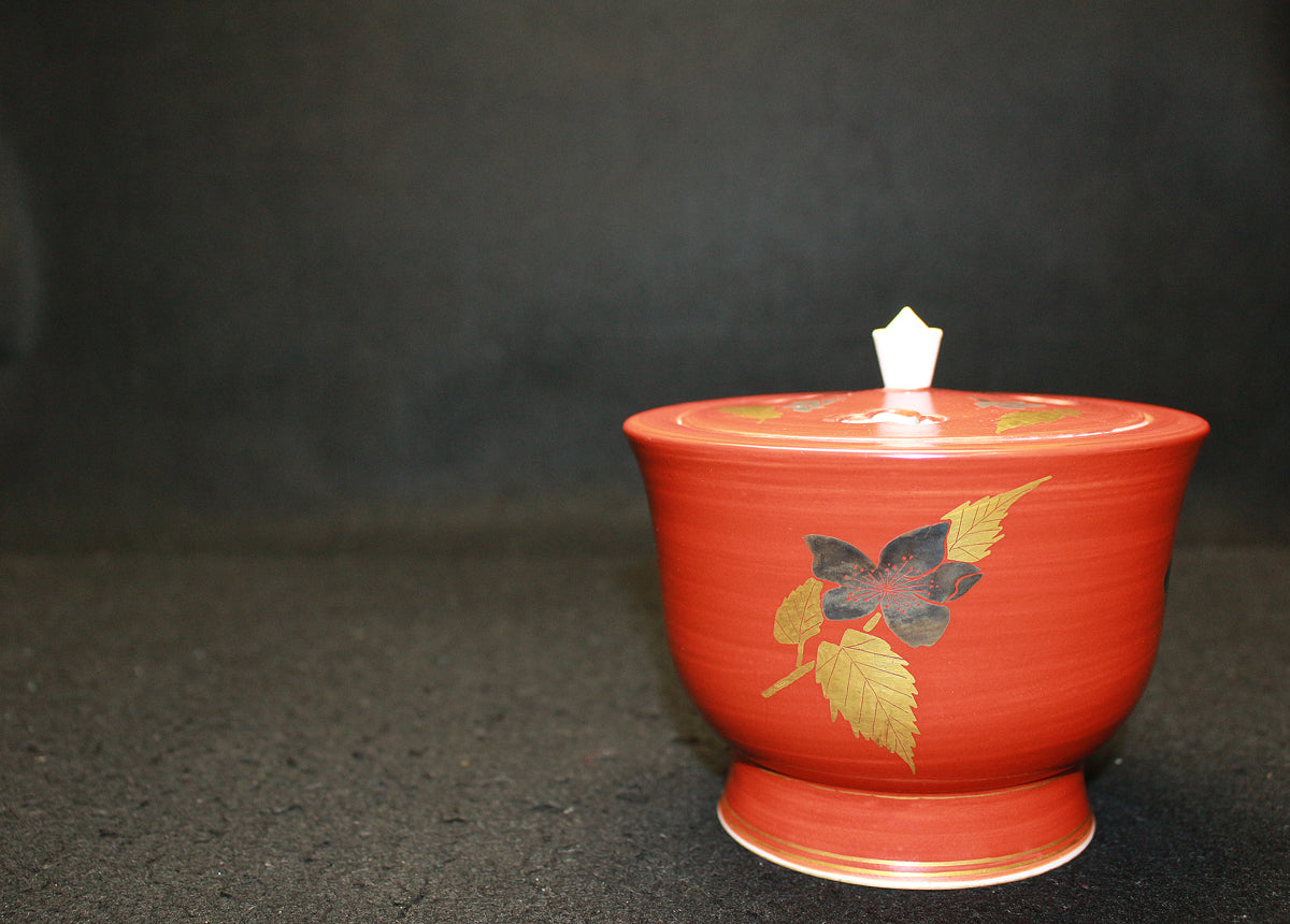 26047 13th Sakaida Kakiemon Incense Burner with Dark Red and Golden Yamabuki Design