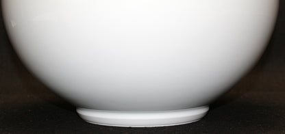 26071 Living National Treasure Inoue Manji White Porcelain Round Vase 