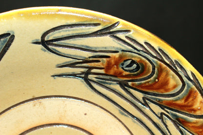 26072	人間国宝　金城次郎　壷屋焼　皿（海老魚紋）