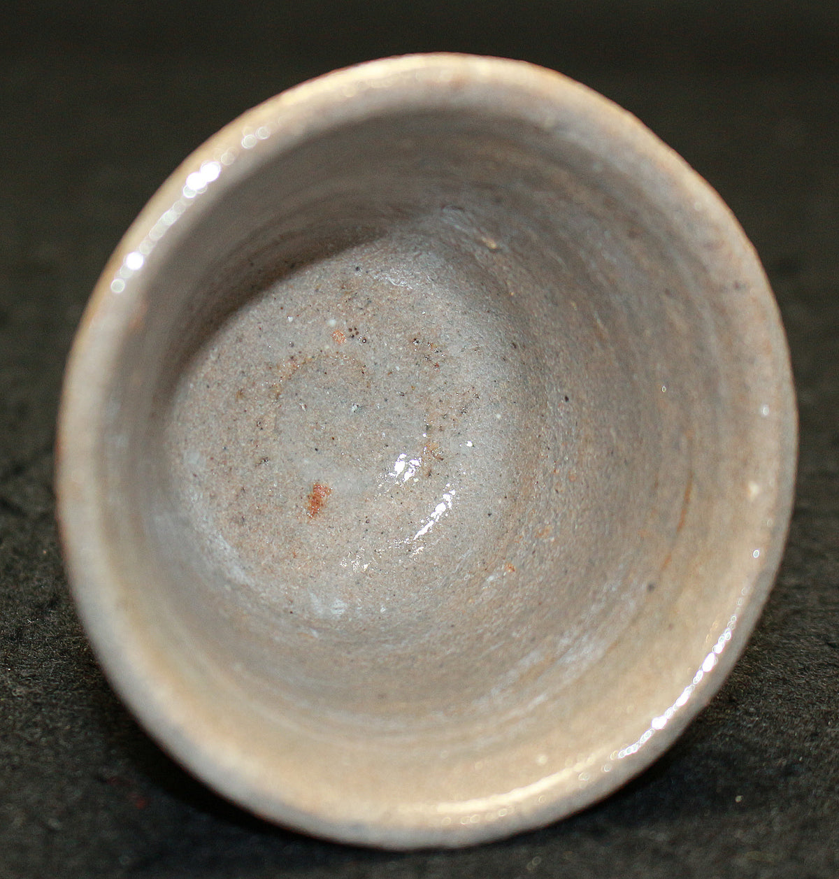 25398	西岡小十	  絵唐津ぐい呑　NISHIOKA　Koju