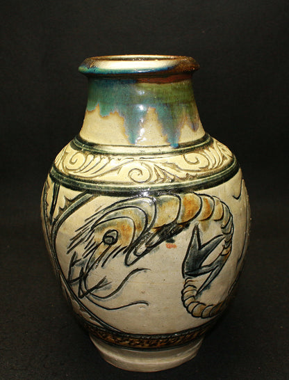 26090	人間国宝　金城次郎　魚文花瓶　　Kinjo　Jiro